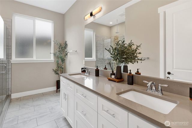 24030 Dolphin Lane, Mount Vernon, WA 98274