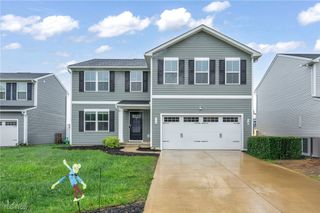 114 River Run Drive, Elyria, OH 44035