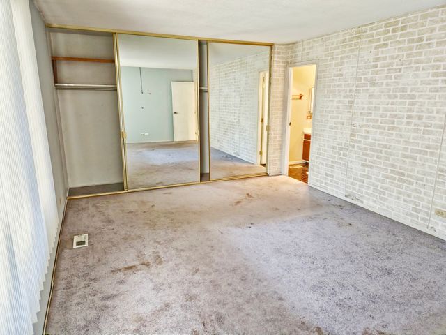 5882 Concord Court, Hanover Park, IL 60133