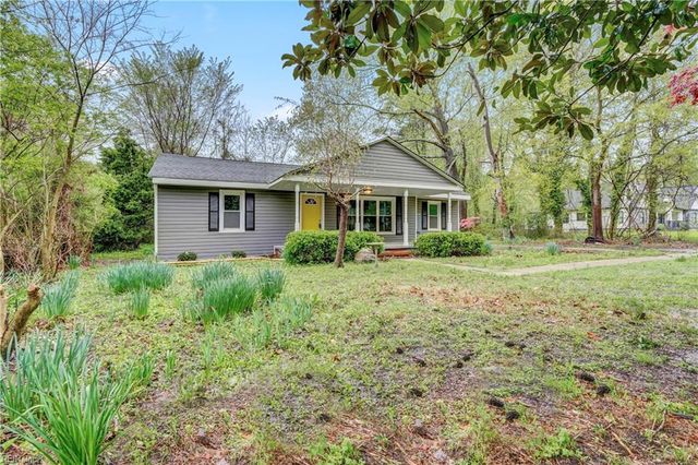 1013 Dare RD, Yorktown, VA 23692