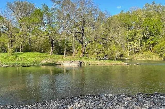 894 Vaughn Road, Glenwood, AR 71943