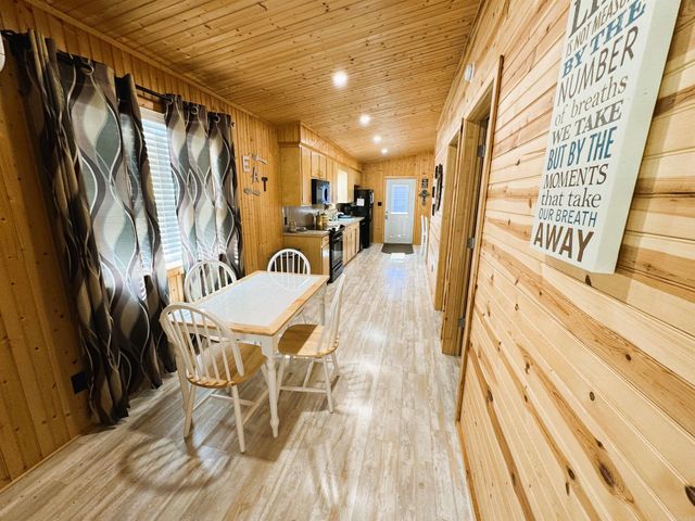 894 Vaughn Road, Glenwood, AR 71943