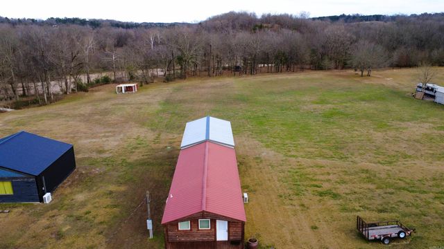 894 Vaughn Road, Glenwood, AR 71943