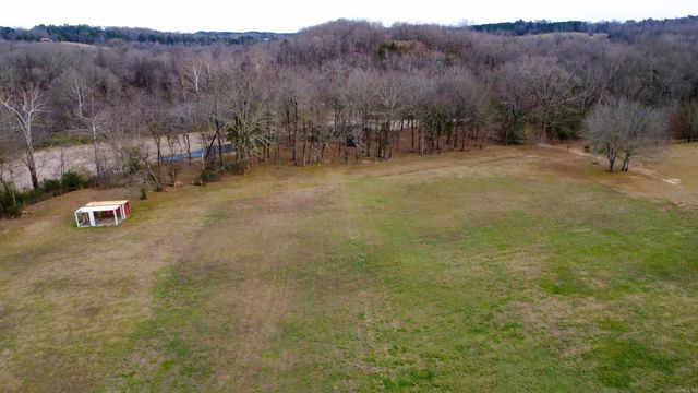 894 Vaughn Road, Glenwood, AR 71943