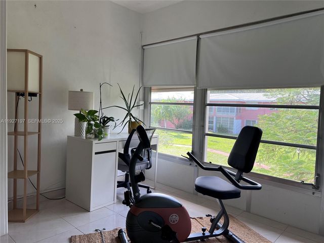 300 NE 20th St 406, Boca Raton, FL 33431