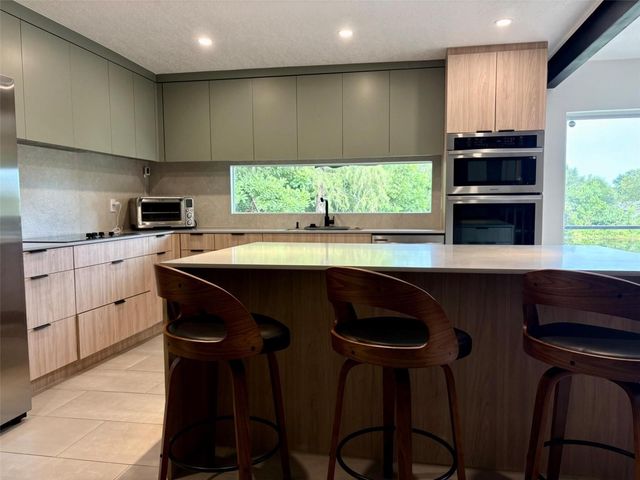 1467 CHESTERFIELD DRIVE, Dunedin, FL 34698