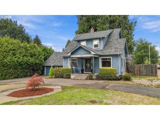 5337 Se KING Rd, Milwaukie, OR 97222