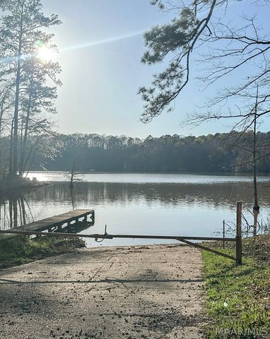 760 Jordan Lake Road, Titus, AL 36080