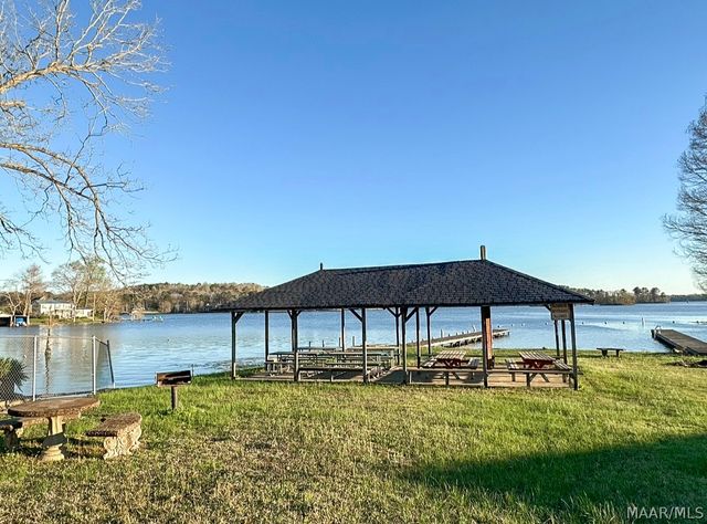 760 Jordan Lake Road, Titus, AL 36080