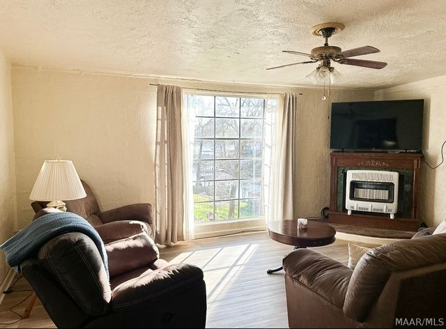 760 Jordan Lake Road, Titus, AL 36080