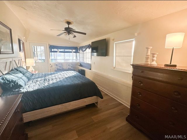 760 Jordan Lake Road, Titus, AL 36080