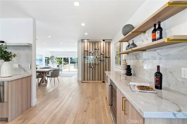 22637 Erwin Street, Woodland Hills, CA 91367