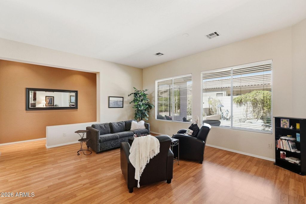 6796 W Abraham Lane, Glendale, AZ 85308 — photo 5
