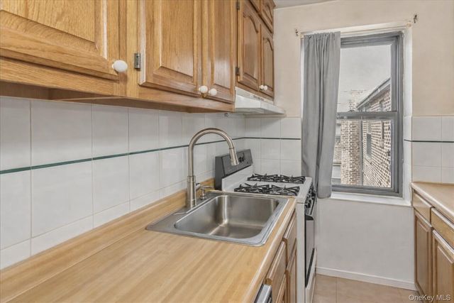 21-36 77th Street, East Elmhurst, NY 11370