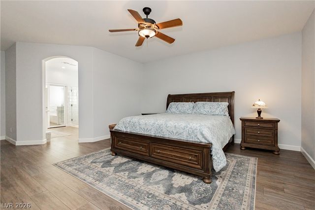 8932 Mannix Court, Las Vegas, NV 89143