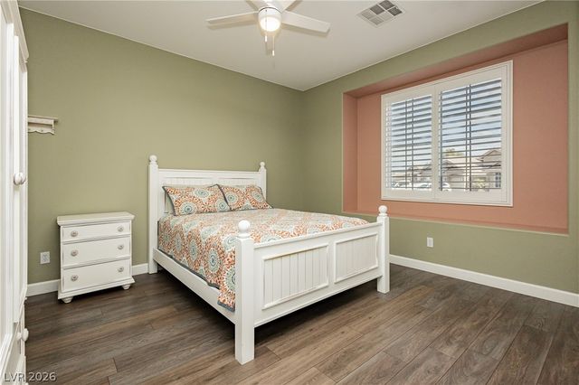8932 Mannix Court, Las Vegas, NV 89143