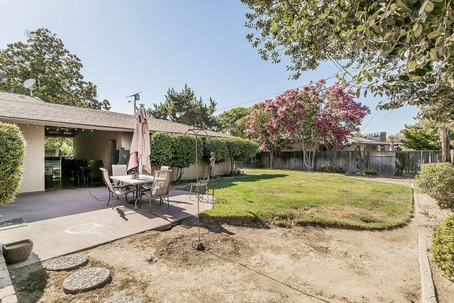 145 N Park Drive, Madera, CA 93637