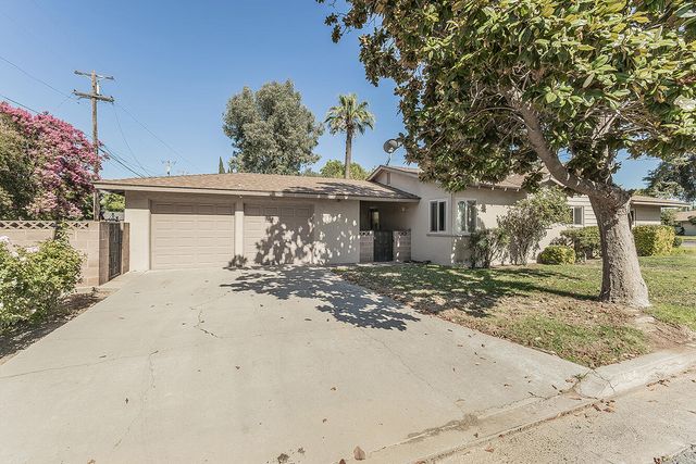 145 N Park Drive, Madera, CA 93637
