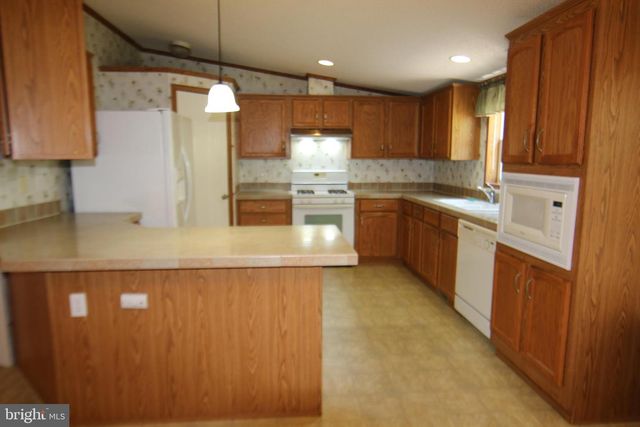 678 FRONT STREET, Enola, PA 17025