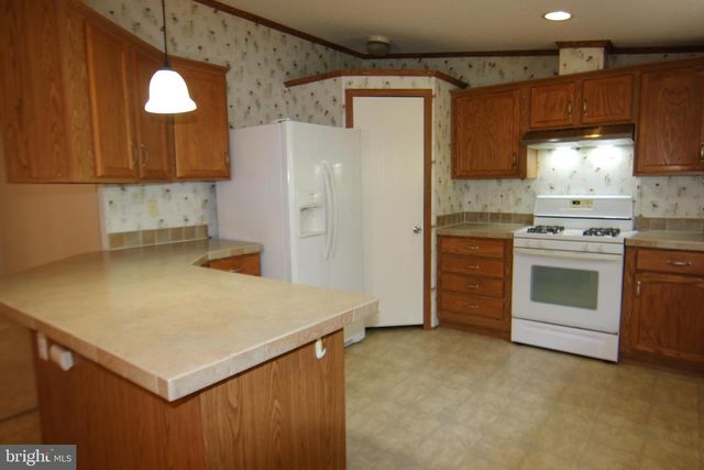 678 FRONT STREET, Enola, PA 17025