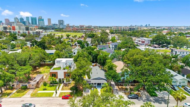 414 W AMELIA AVENUE, Tampa, FL 33602