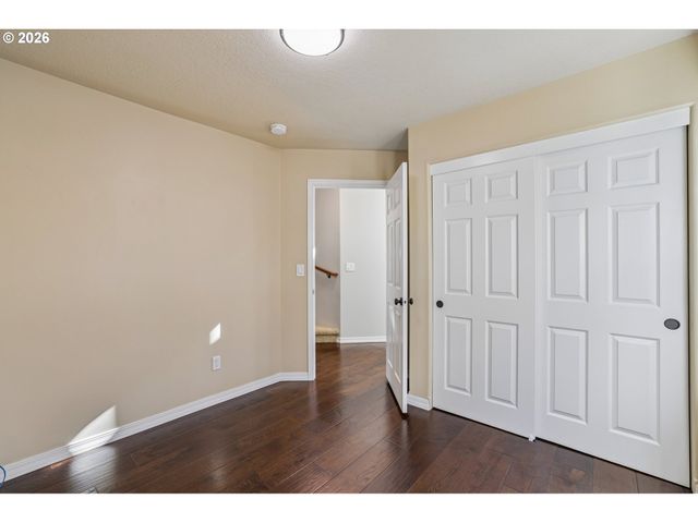 2137 N LEGACY Dr, Newberg, OR 97132