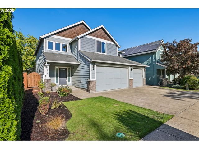 2137 N LEGACY Dr, Newberg, OR 97132