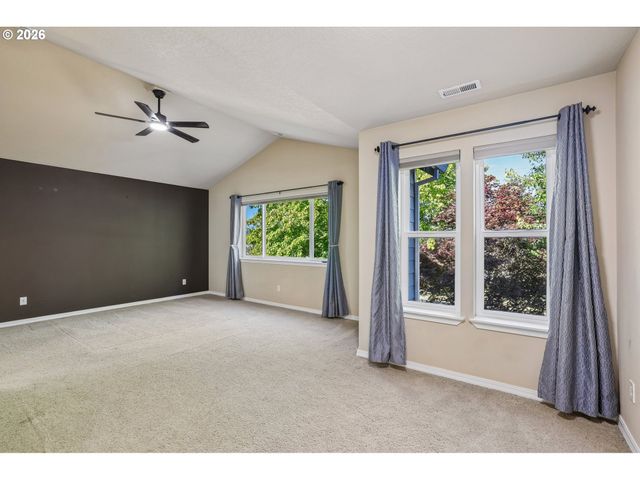 2137 N LEGACY Dr, Newberg, OR 97132