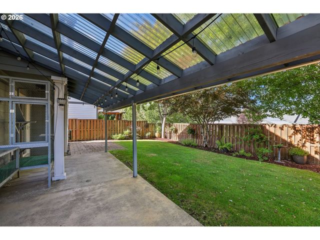2137 N LEGACY Dr, Newberg, OR 97132
