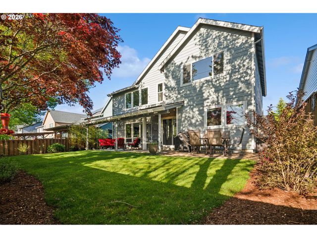2137 N LEGACY Dr, Newberg, OR 97132