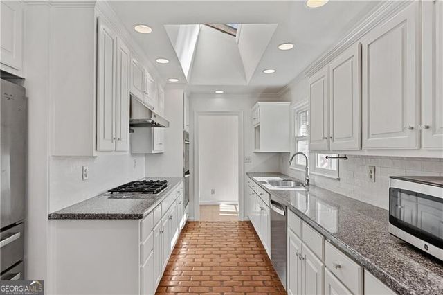 1000 Carter Drive NE, Atlanta, GA 30319