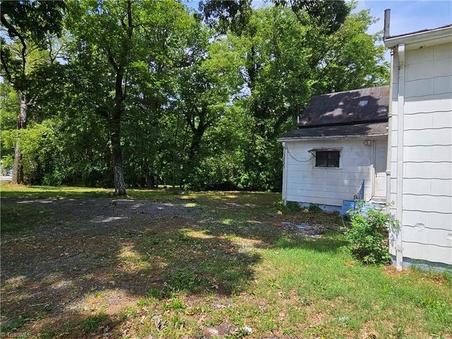 223 Lawsonville Avenue, Reidsville, NC 27320