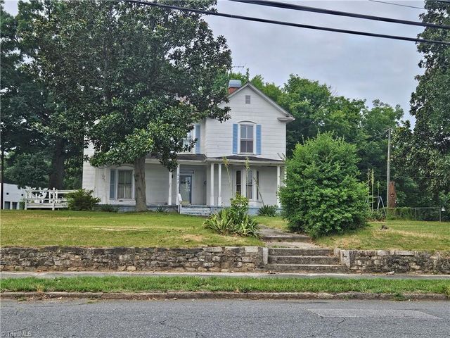 223 Lawsonville Avenue, Reidsville, NC 27320