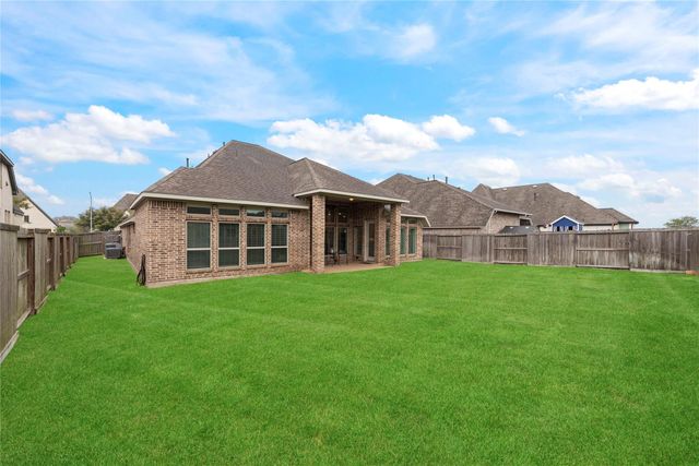 2415 Sunflower Cove Lane, Brookshire, TX 77423