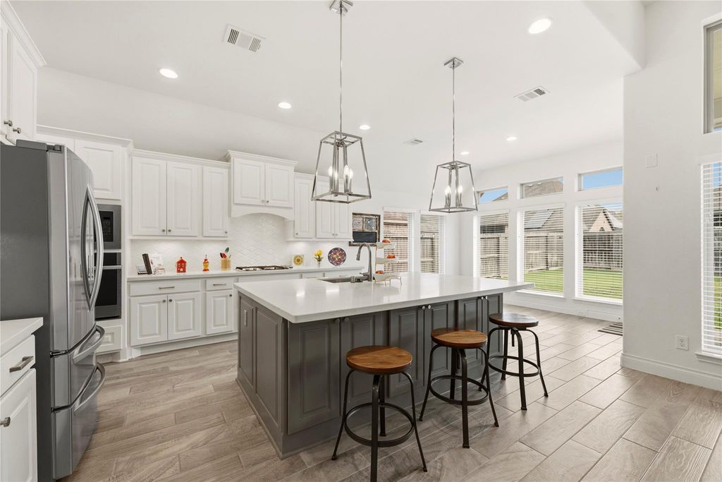 2415 Sunflower Cove Lane, Brookshire, TX 77423