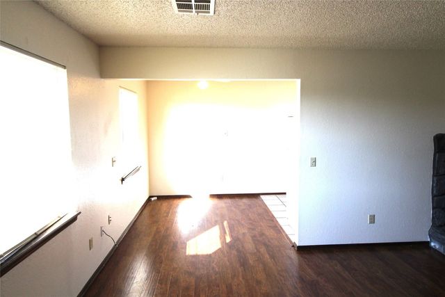 316 Falcon Court 3, Norman, OK 73069