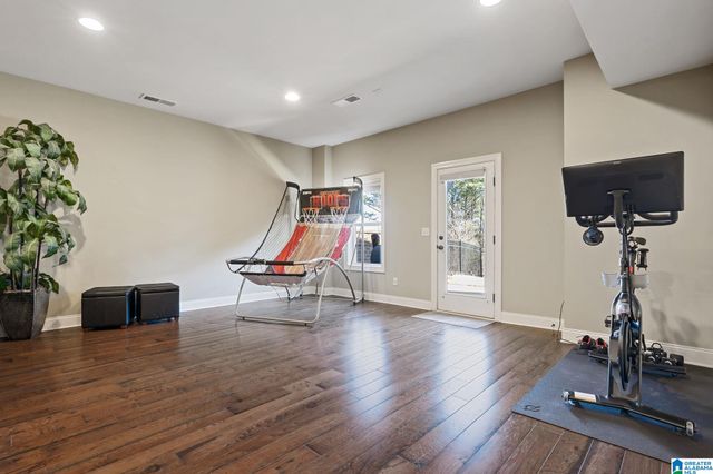 1800 SOUTHPOINTE DRIVE, Hoover, AL 35244