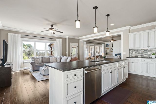 1800 SOUTHPOINTE DRIVE, Hoover, AL 35244