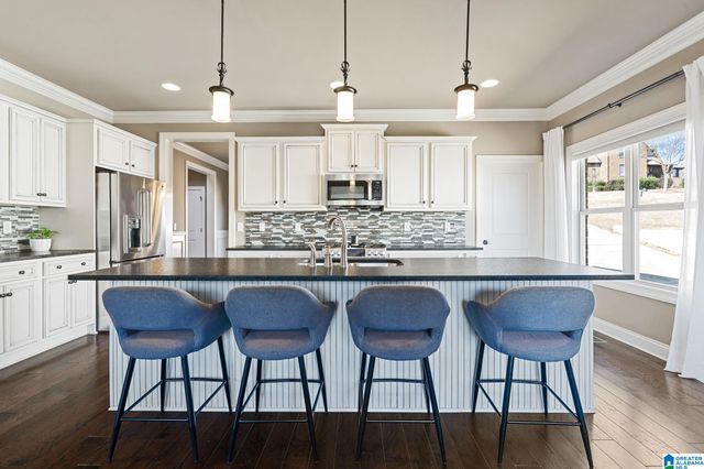 1800 SOUTHPOINTE DRIVE, Hoover, AL 35244