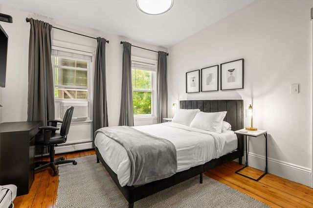 19 Walker St, Boston, MA 02129