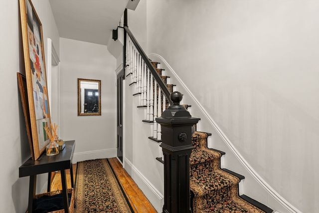 19 Walker St, Boston, MA 02129