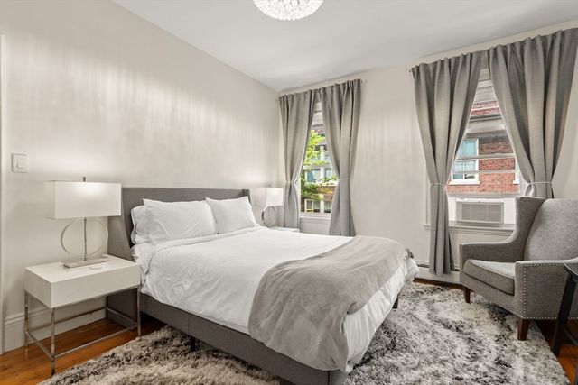 19 Walker St, Boston, MA 02129