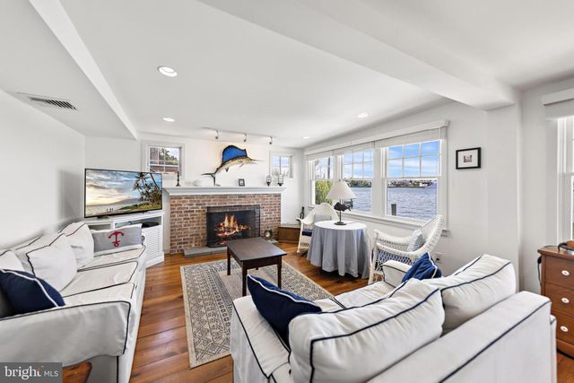62 MAIDEN LN, Harvey Cedars, NJ 08008