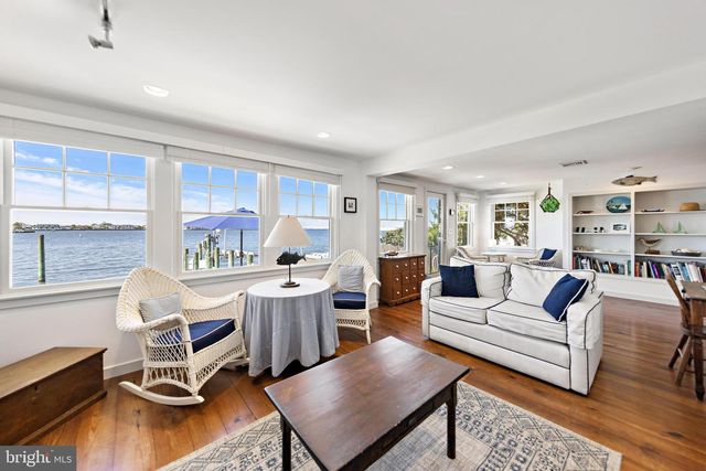 62 MAIDEN LN, Harvey Cedars, NJ 08008