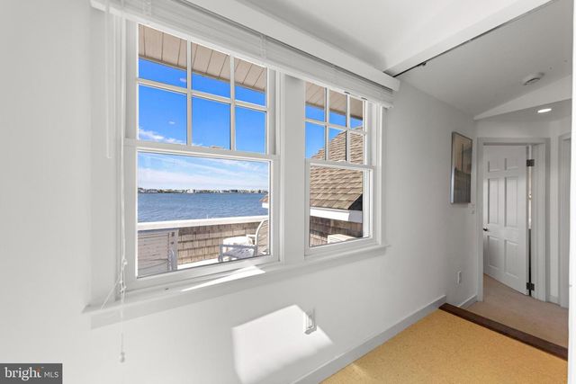 62 MAIDEN LN, Harvey Cedars, NJ 08008