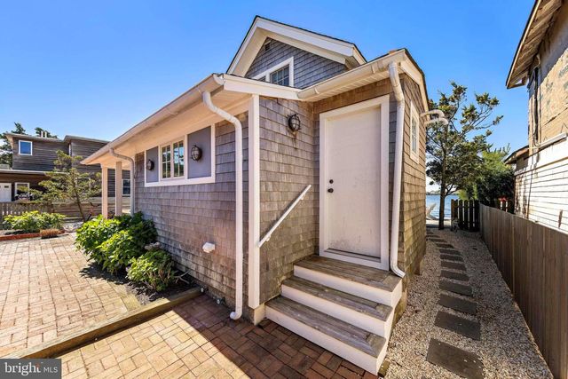 62 MAIDEN LN, Harvey Cedars, NJ 08008