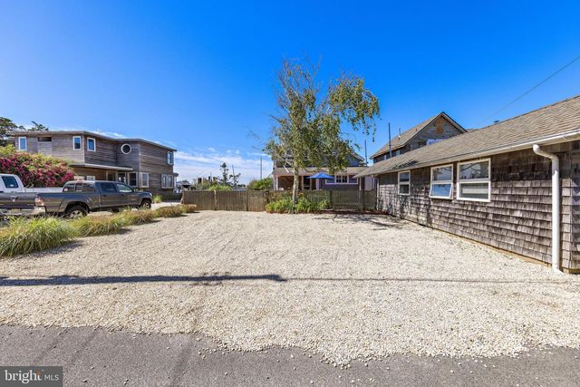 62 MAIDEN LN, Harvey Cedars, NJ 08008