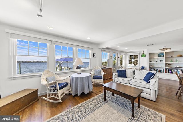 62 MAIDEN LN, Harvey Cedars, NJ 08008