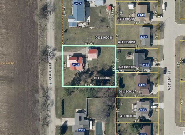 2425 S Oakhill Avenue, Janesville, WI 53546