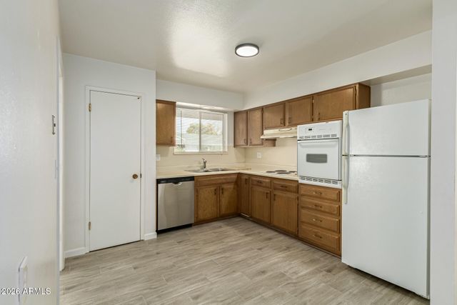 11014 W CHERYL Drive, Sun City, AZ 85351